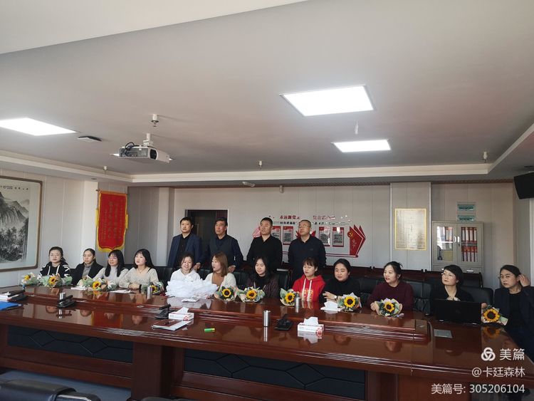 不遜時光 信合全體女員工慶“三八”國際婦女節