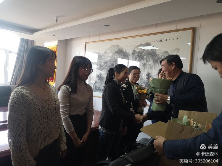 不遜時光 信合全體女員工慶“三八”國際婦女節